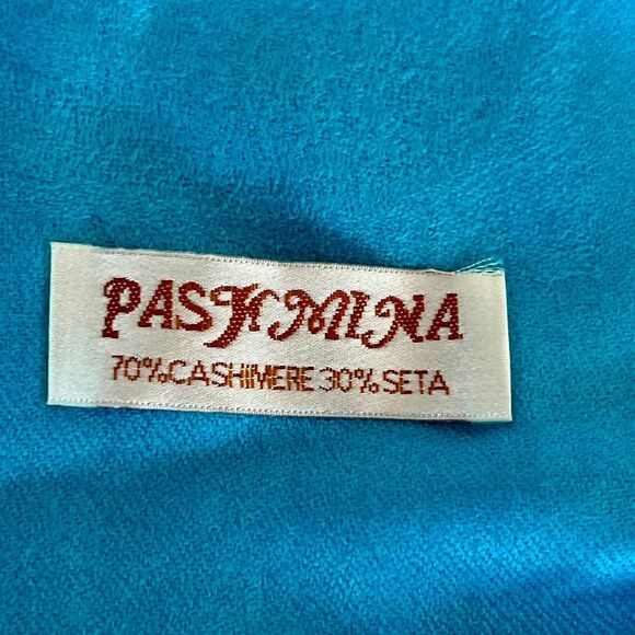 NWT Blue Pashmina Scarf, 70% Cashmere, Cerulean - Picture 3 of 5